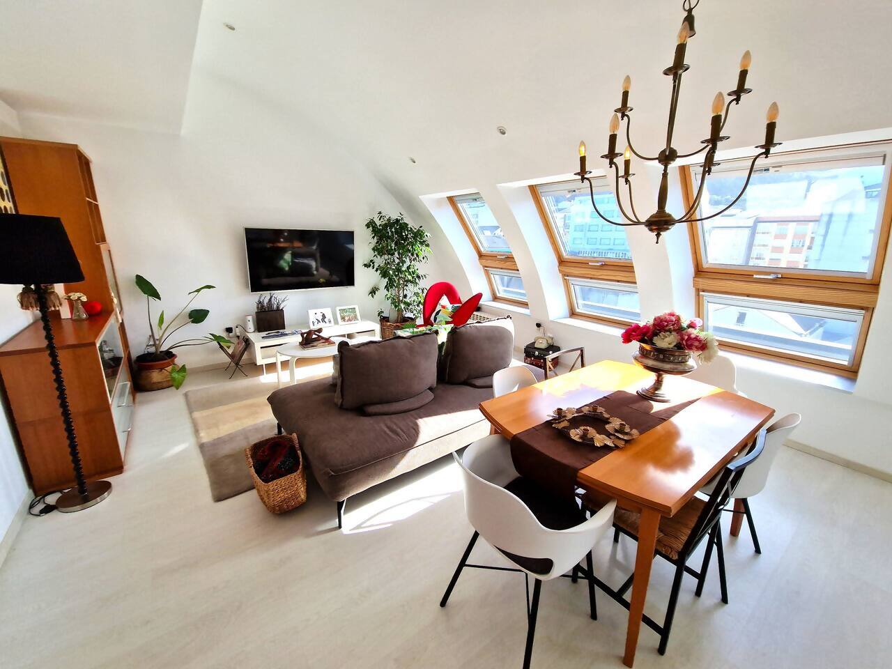 https://static.avaibook.com/uploads/fotos_alojs/alojamiento_compress/7/404577_69fcce8bd873e_1.jpg