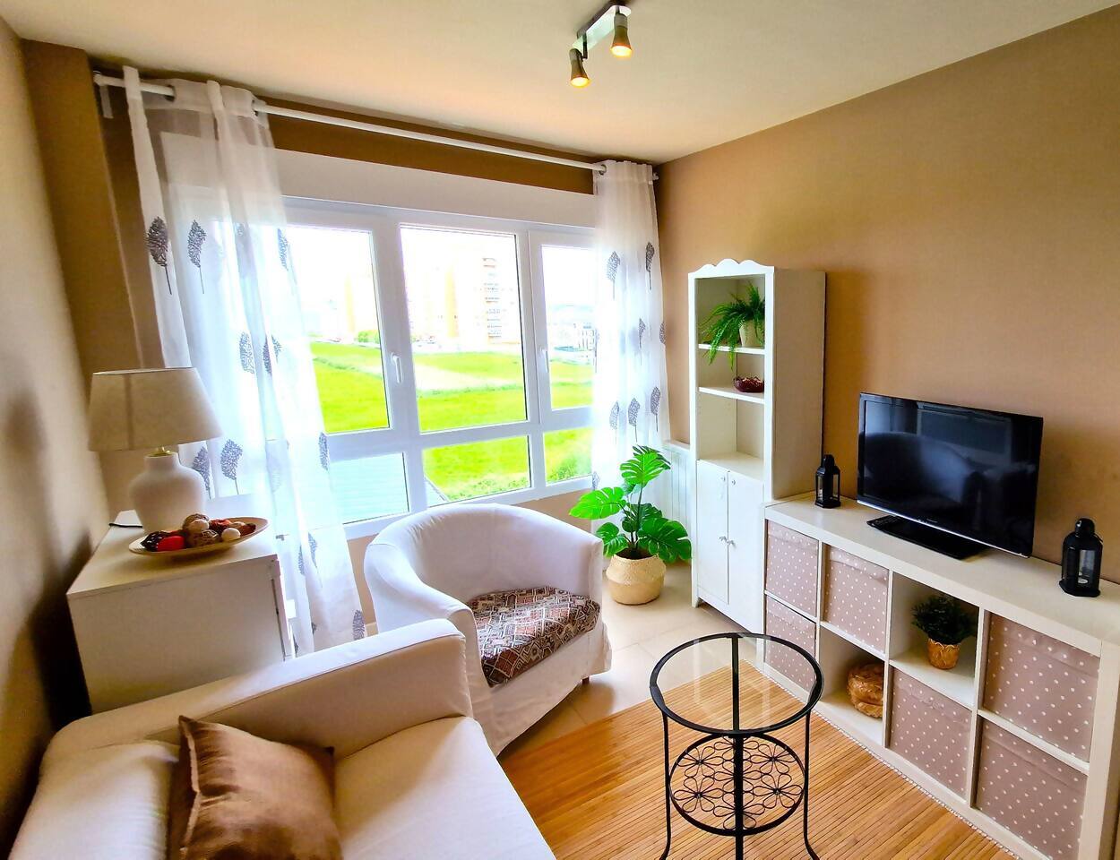 https://static.avaibook.com/uploads/fotos_alojs/alojamiento_compress/7/404647_6a010bee2420e_1.jpg