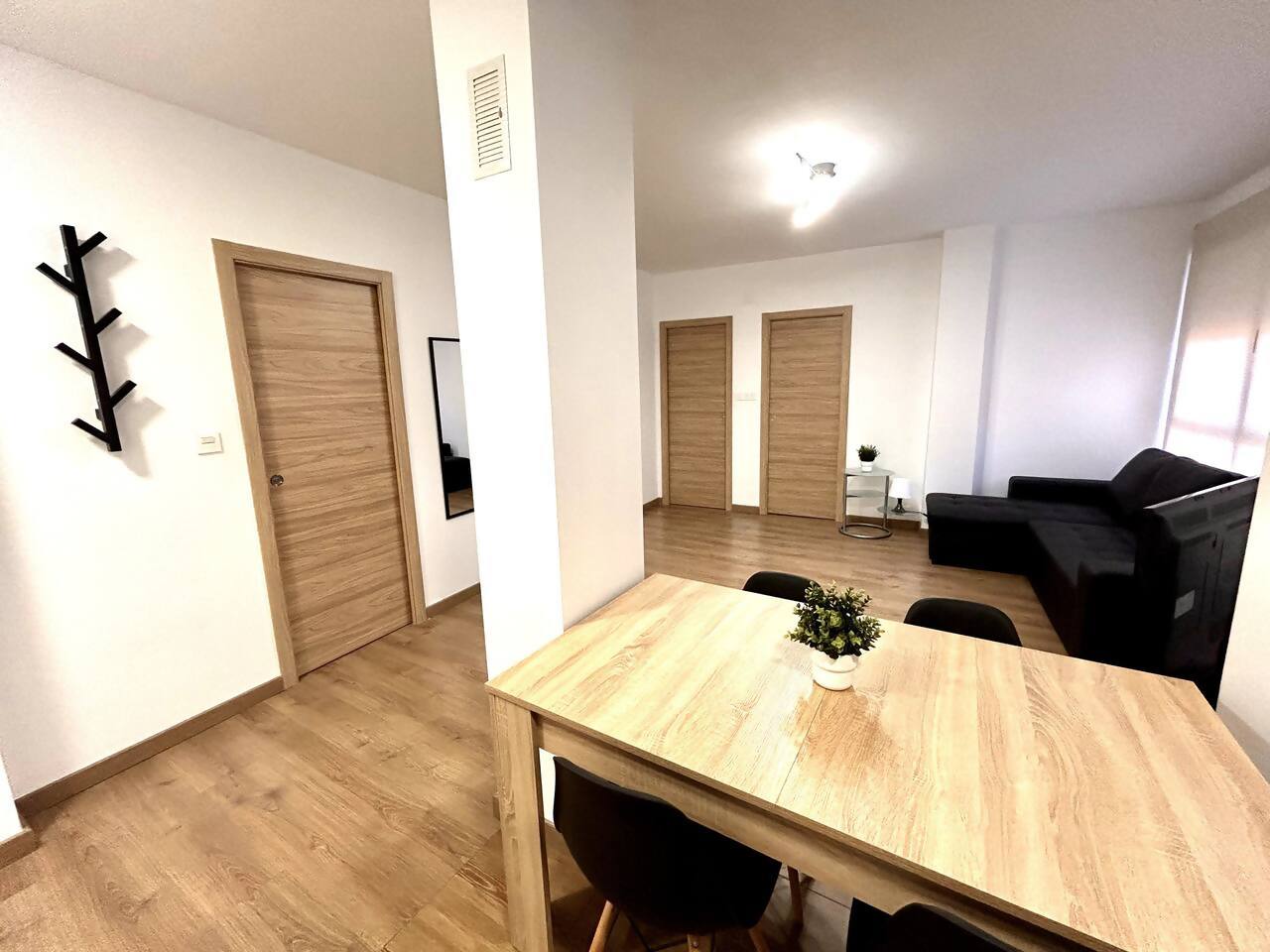 https://static.avaibook.com/uploads/fotos_alojs/alojamiento_compress/_67503227711bd_4.jpg