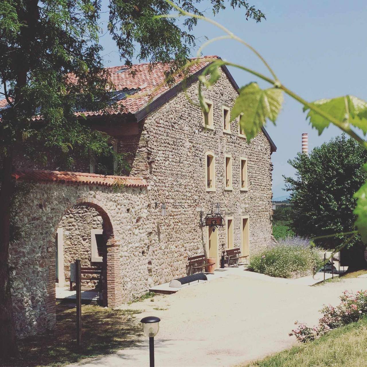 accommodation-image