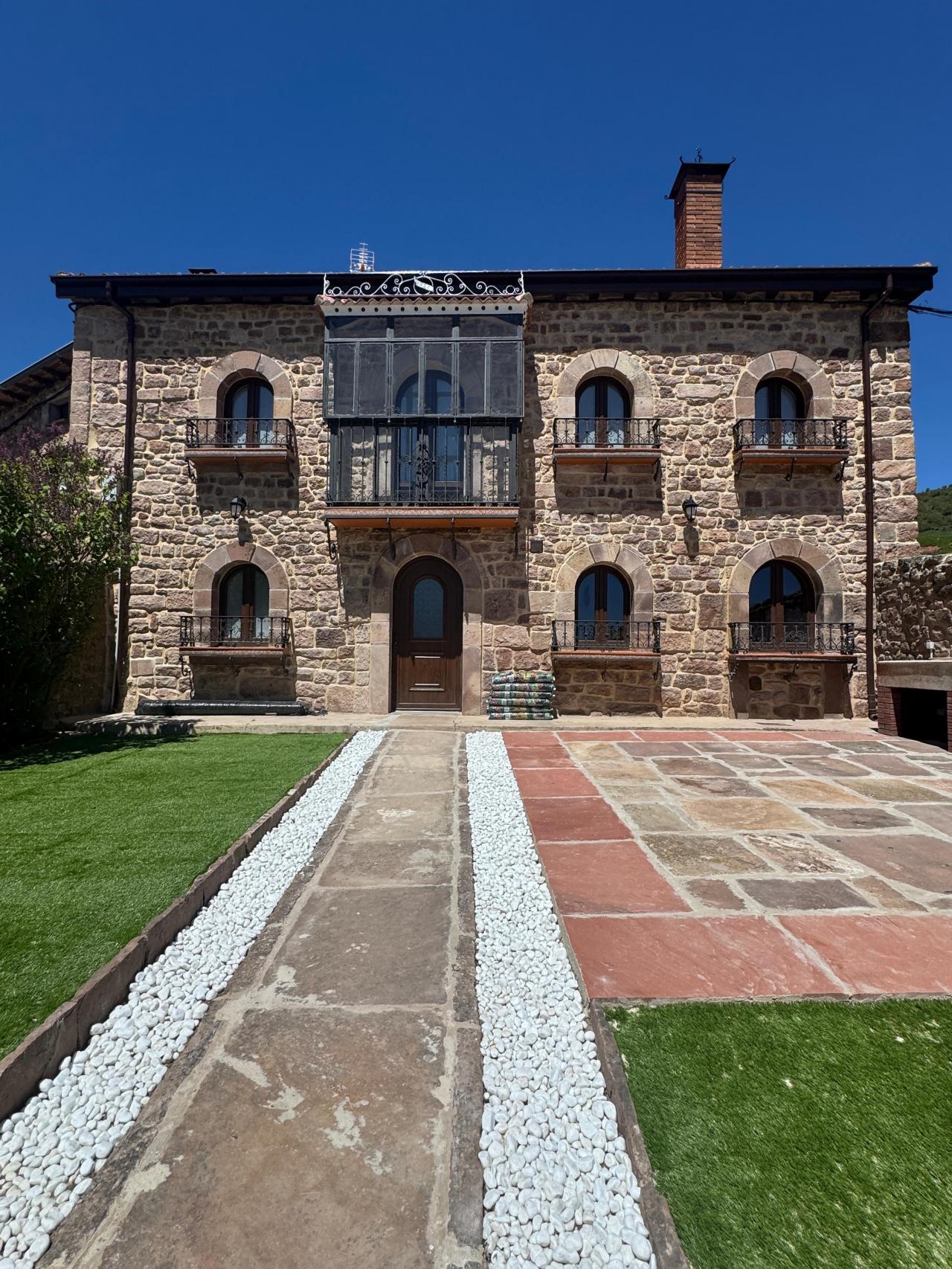 accommodation-image